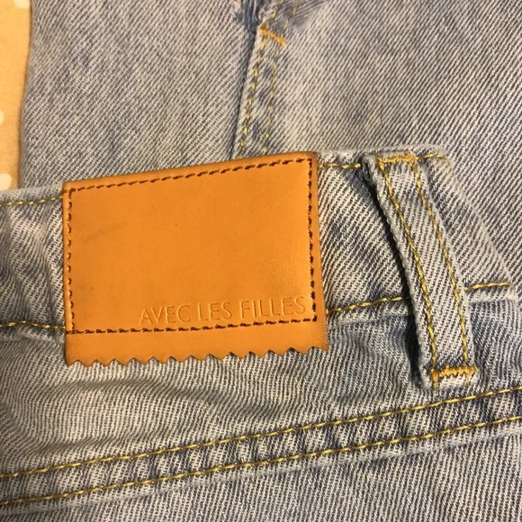 Avec Les Filles Blue Light Wash Slit Straight Leg Jeans. Size 27. Designer jeans - Picture 7 of 8